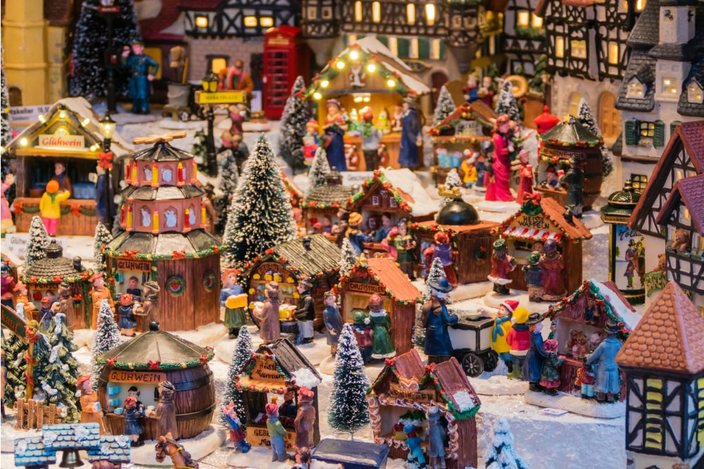Villaggi natalizi: una decorazione immancabile per la tua casa - Holyblog